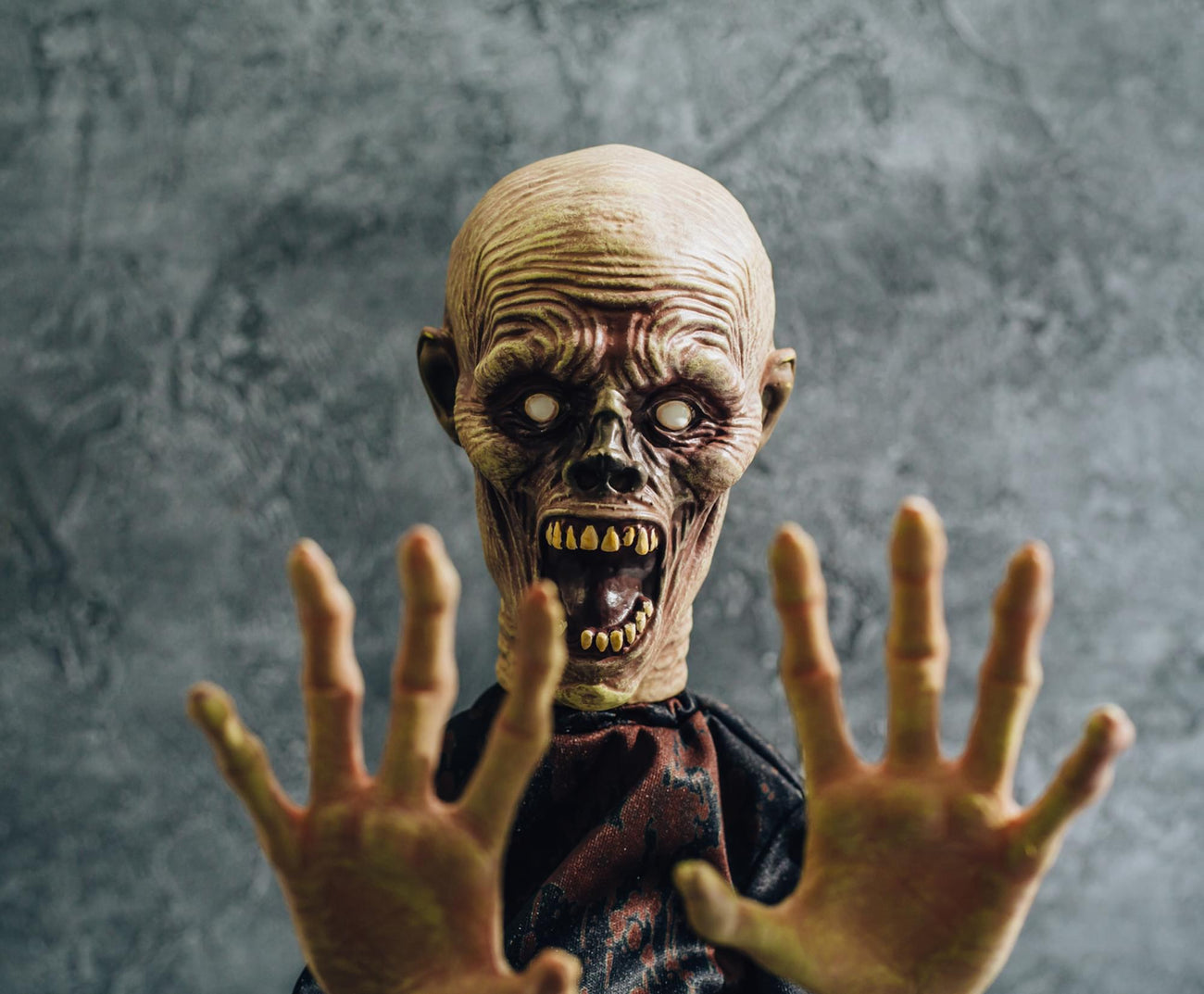 Exclusive Horror Reachers Series Zombie 13 Boxing Hand Puppet for Horror Enthusiasts