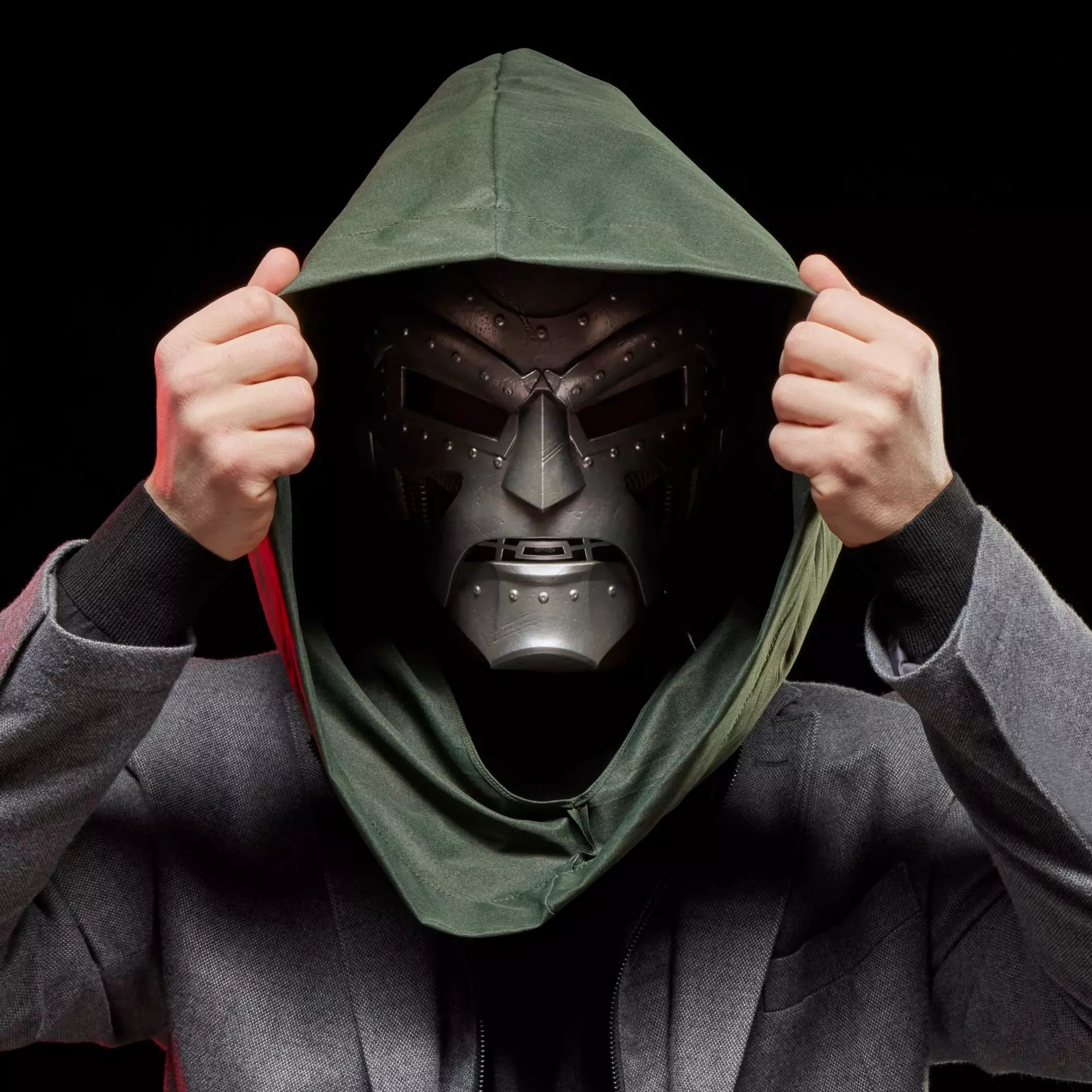 Premium Marvel Legends Series 1:1 Scale Doctor Doom Role - play Helmet Set