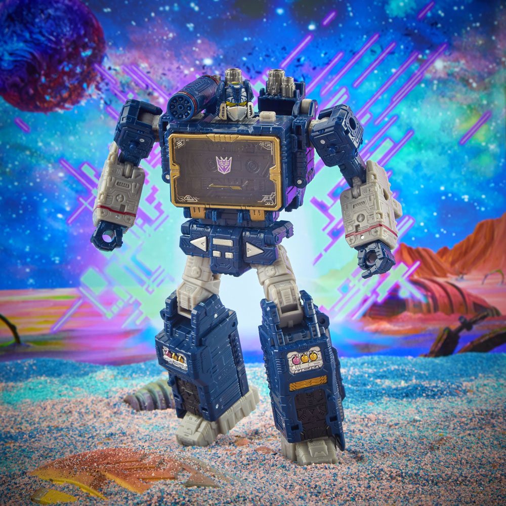 Hasbro's Premium Transformers Generations Legacy Voyager-Scale 7-Inch Action Figure of Soundwave