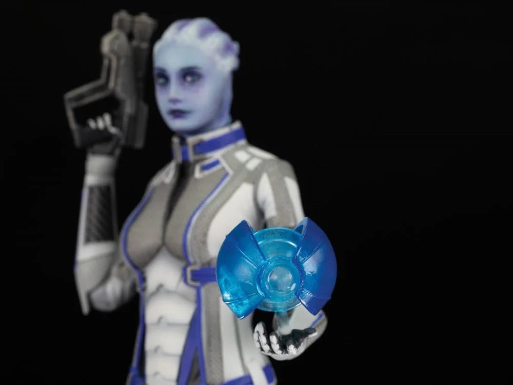 8.5-Inch Highly Detailed Mass Effect Dr. Liara T'Soni PVC Statue