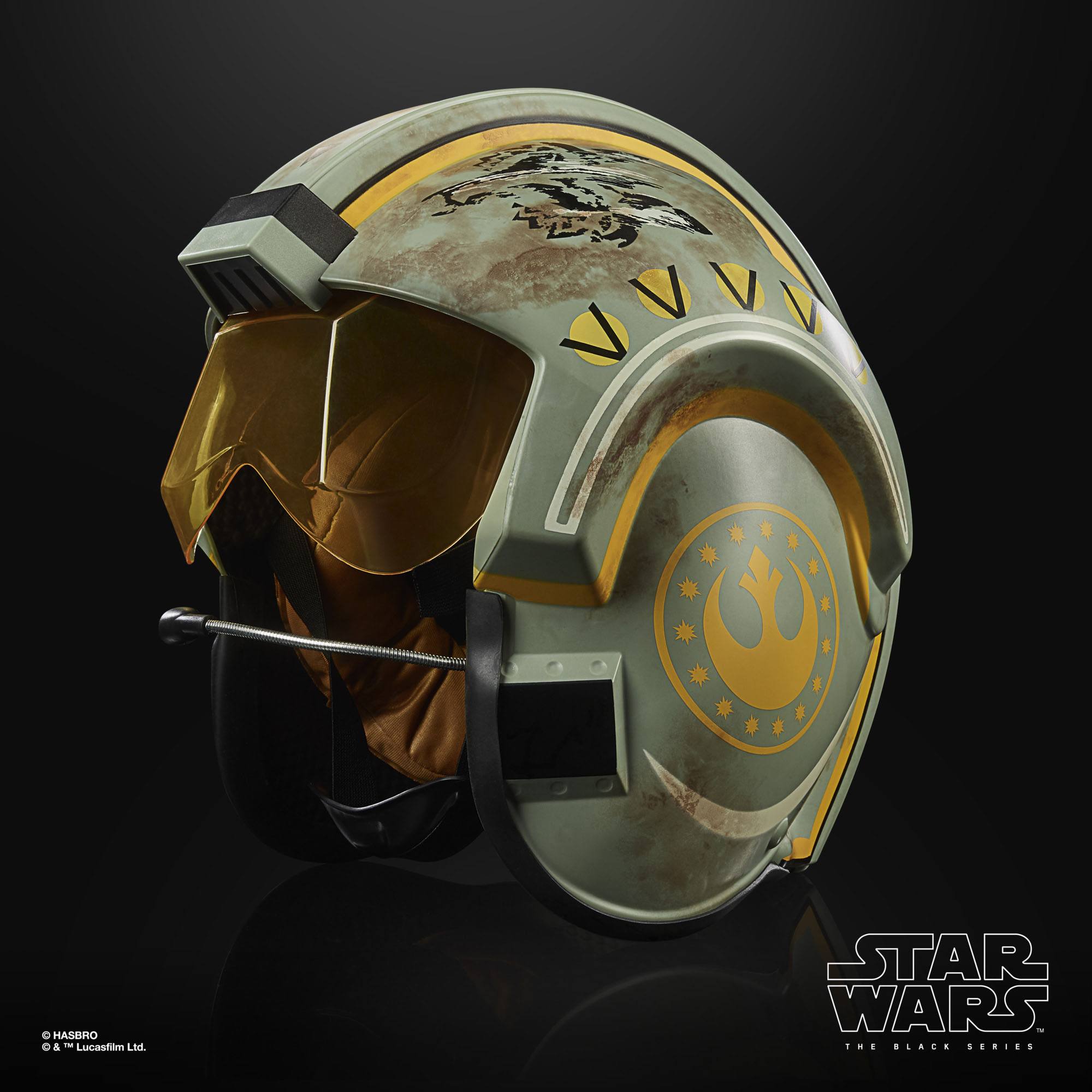 Hasbro Star Wars The Black Series Collectible Electronic Helmet of Trapper Wolf, the New Republic X - wing Pilot