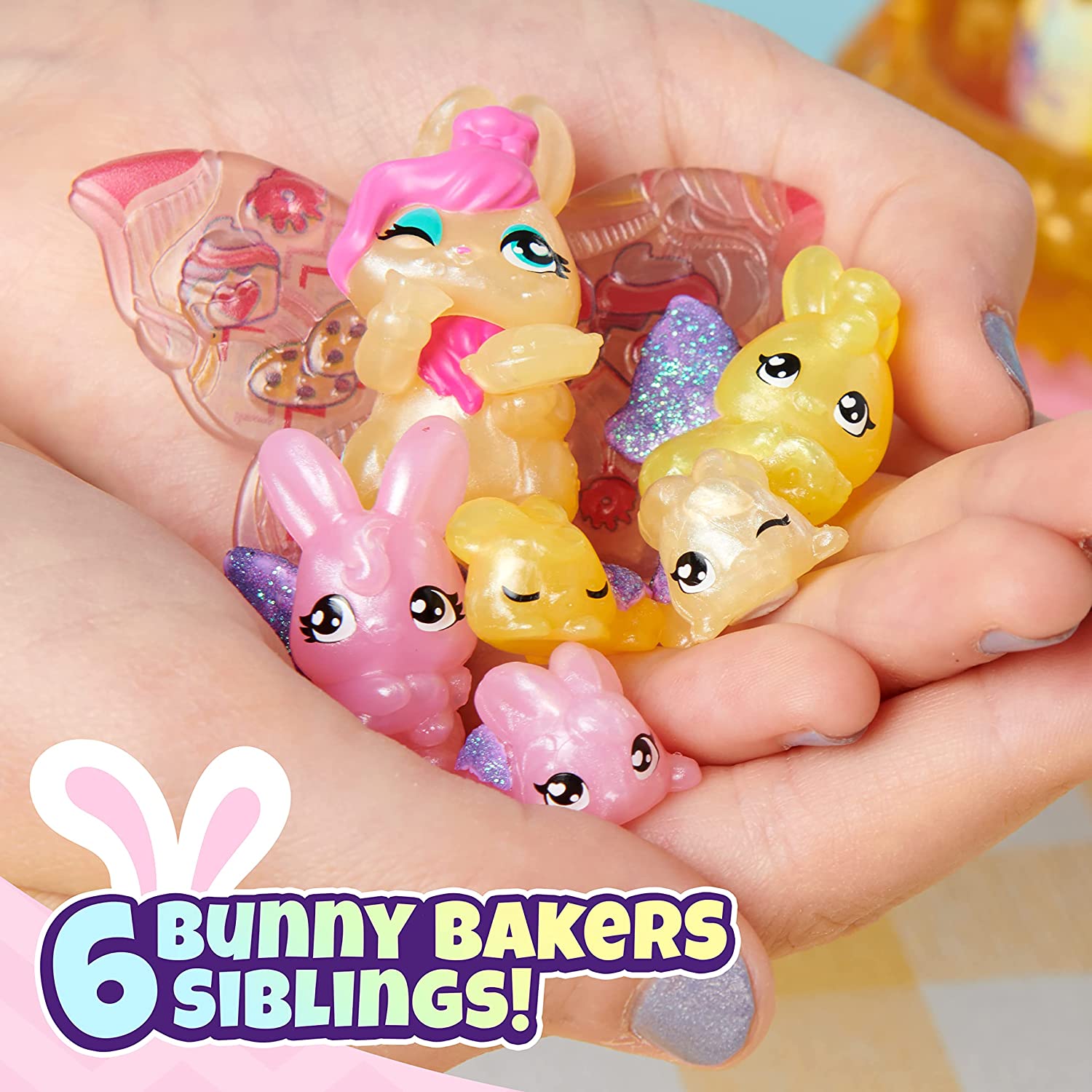 Adorable Hatchimals CollEGGtibles Bunny Family Spring Basket Gift Set for Kids