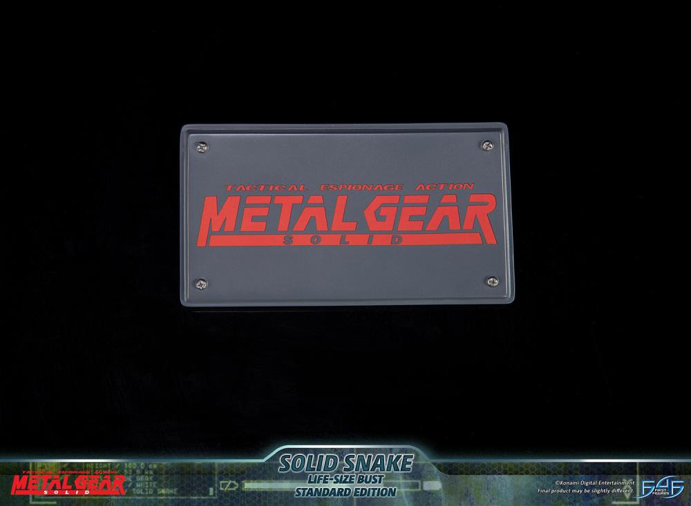 First4Figures Highly Detailed 1/1 Scale Life - Size Solid Snake Bust from Metal Gear Solid Video Game