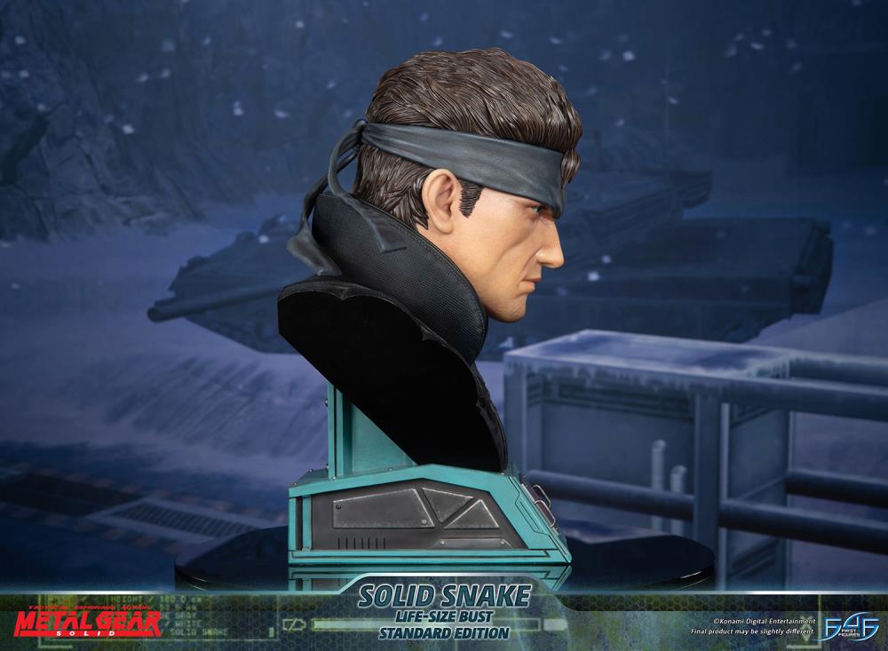 First4Figures Highly Detailed 1/1 Scale Life - Size Solid Snake Bust from Metal Gear Solid Video Game