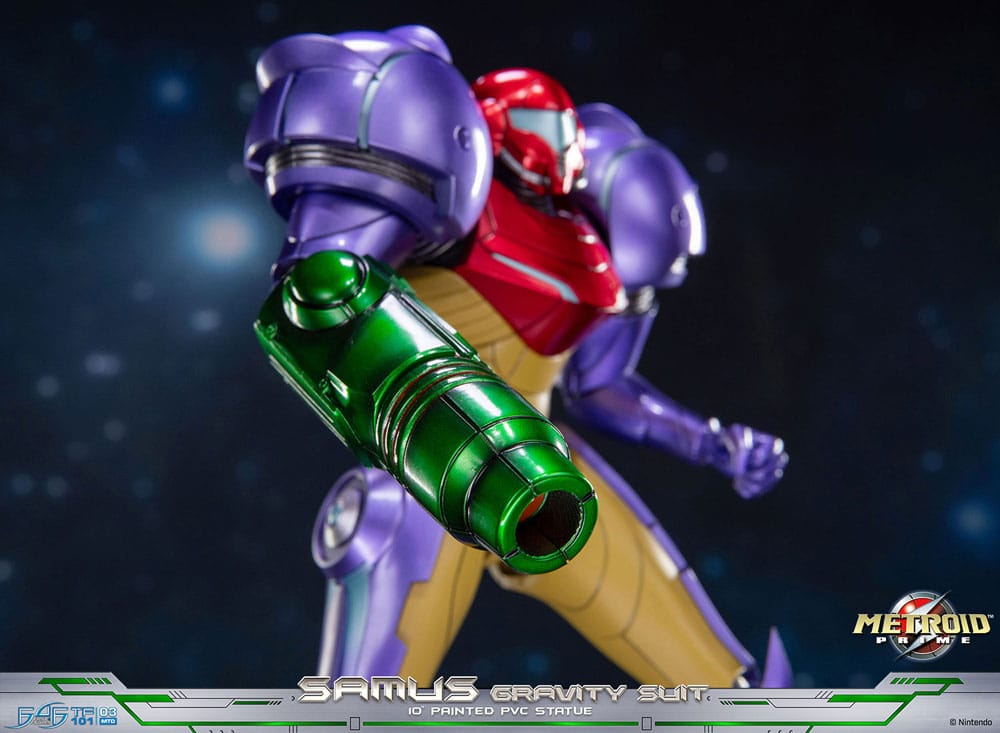 First4Figures Standard Edition PVC Statue of Samus in Metroid Prime Gravity Suit