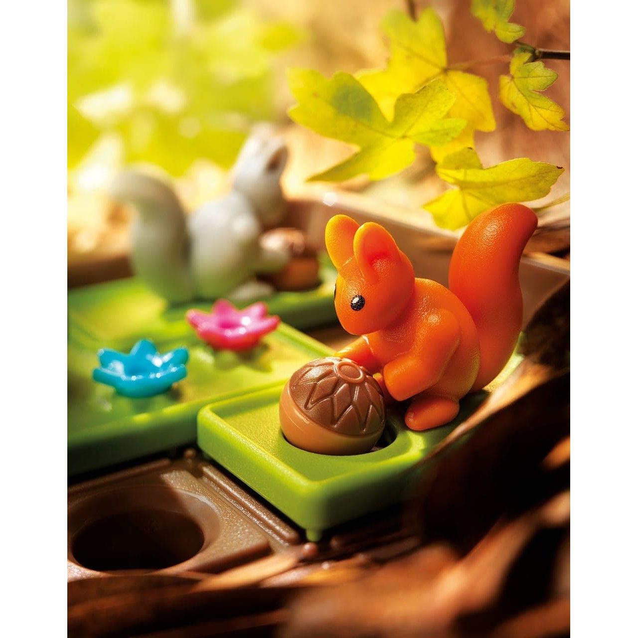 Exciting Sliding Puzzle: Squirrels' Winter Nut - Hiding Adventure!