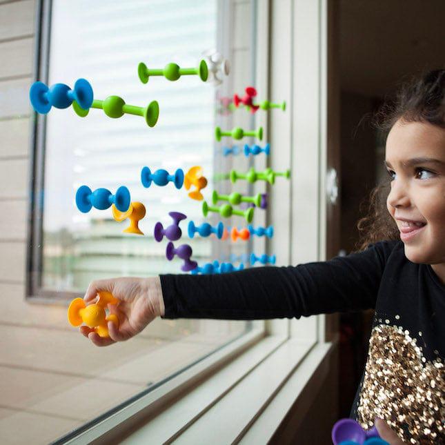 Deluxe Set of Squigz - High - Quality Suction Toys