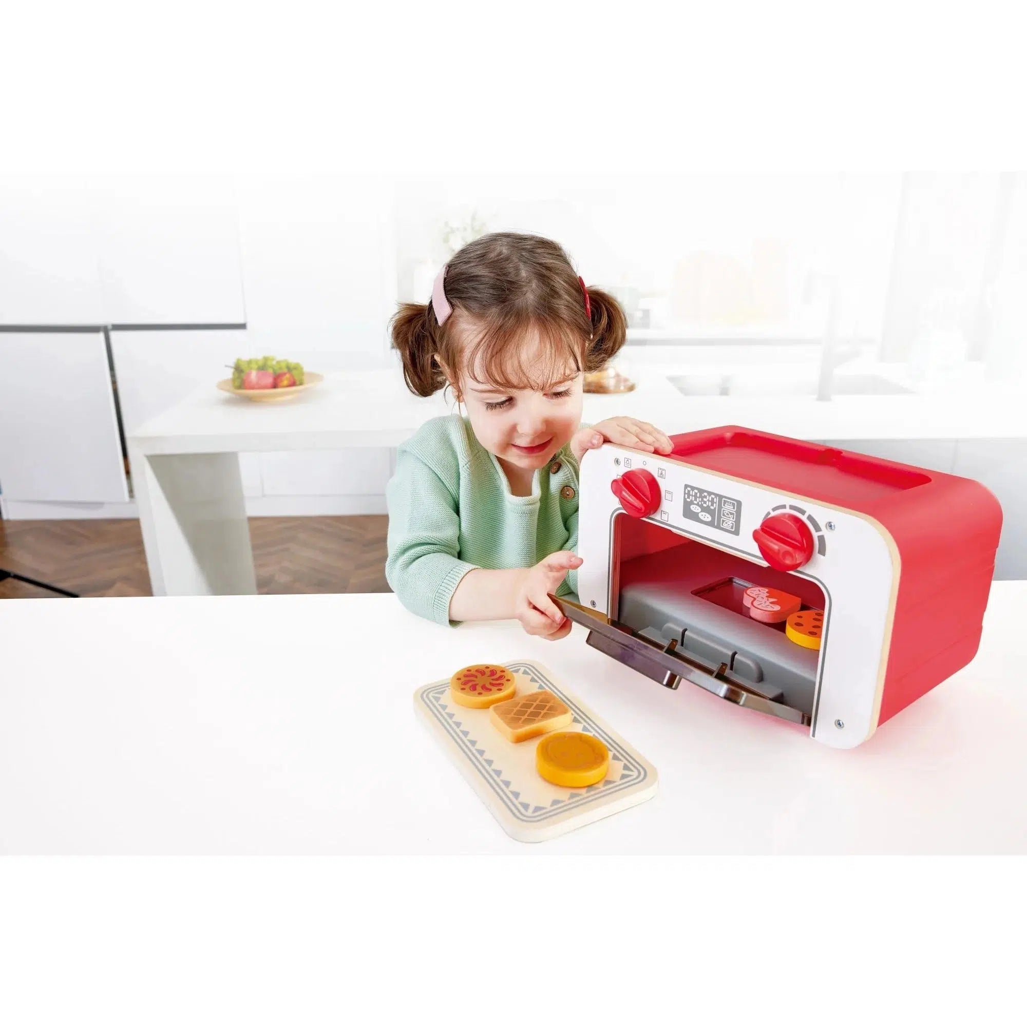Hape Interactive Baking Oven Set with Magic Color - Changing Cookies for Kids 3+