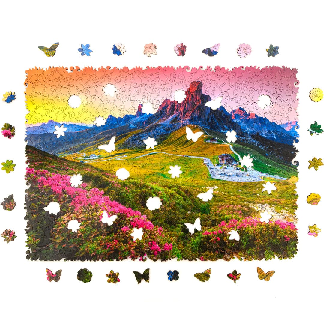 Exquisite Mountain Wooden Jigsaw Puzzle with Nature Scenes