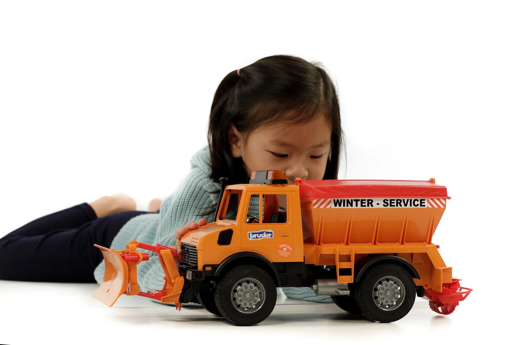 Bruder 1:16 Scale Mercedes Benz Unimog High - Quality Plastic Snow Plow